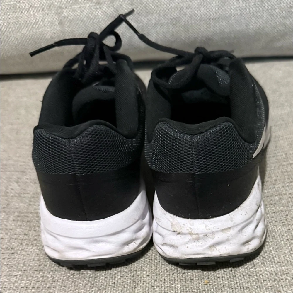 Nike Kids Black and White Sneakers